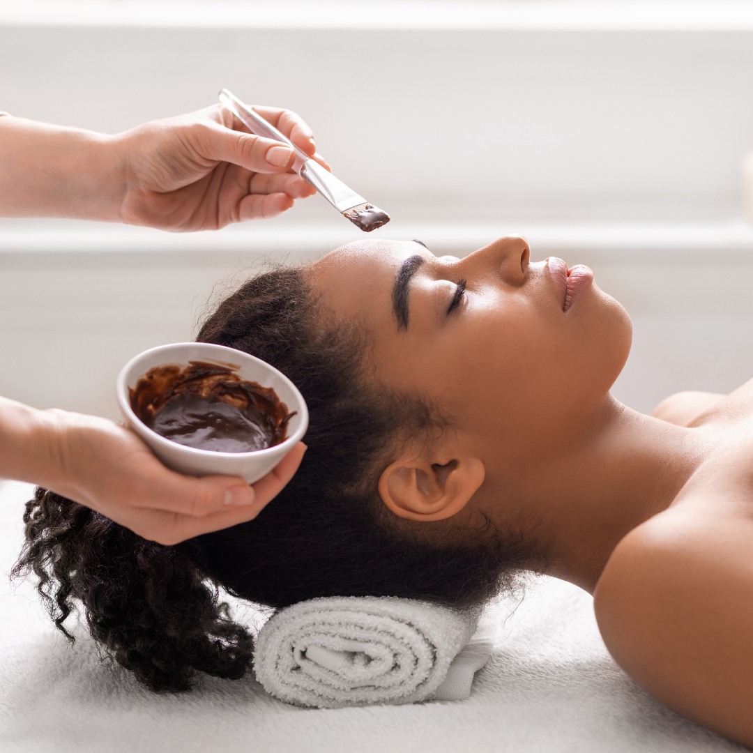 woman receiving an aspen facial at heaven on earth 